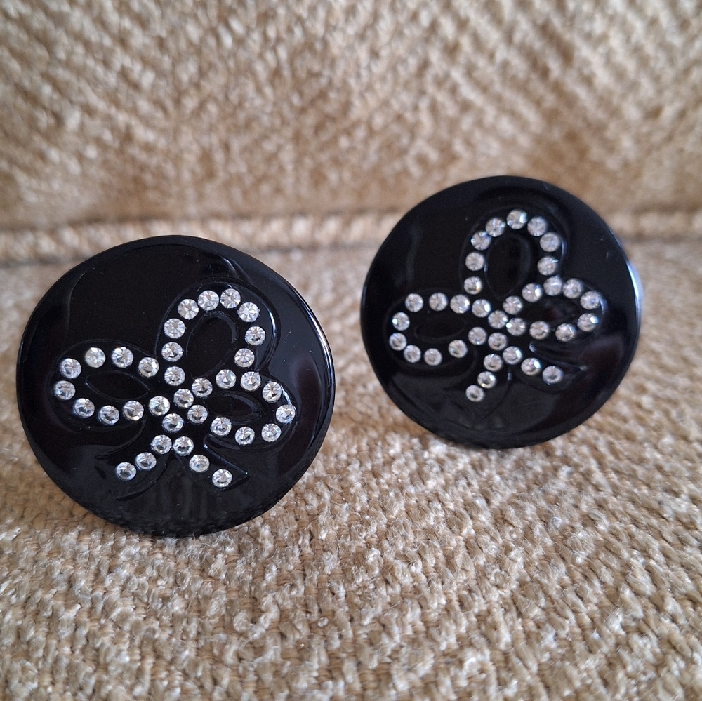Alexandre de Paris Clip on Earringz